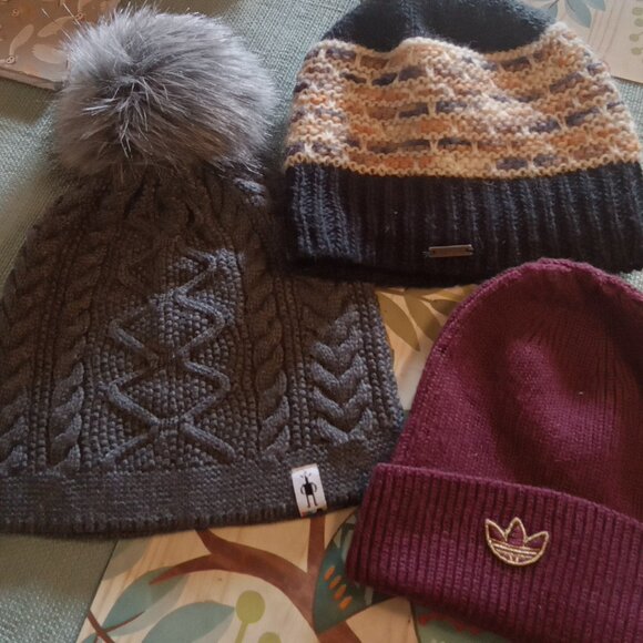 Smartwool Prana Adidas Wool Hats - Lot of 3 - gray red and multi striped - Picture 5 of 5